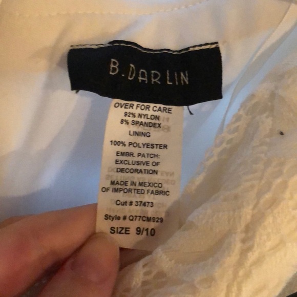 B. Darlin white lace dress (9/10) - Picture 5 of 5